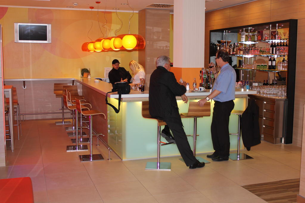 Ibis Wien Messe Exterior photo