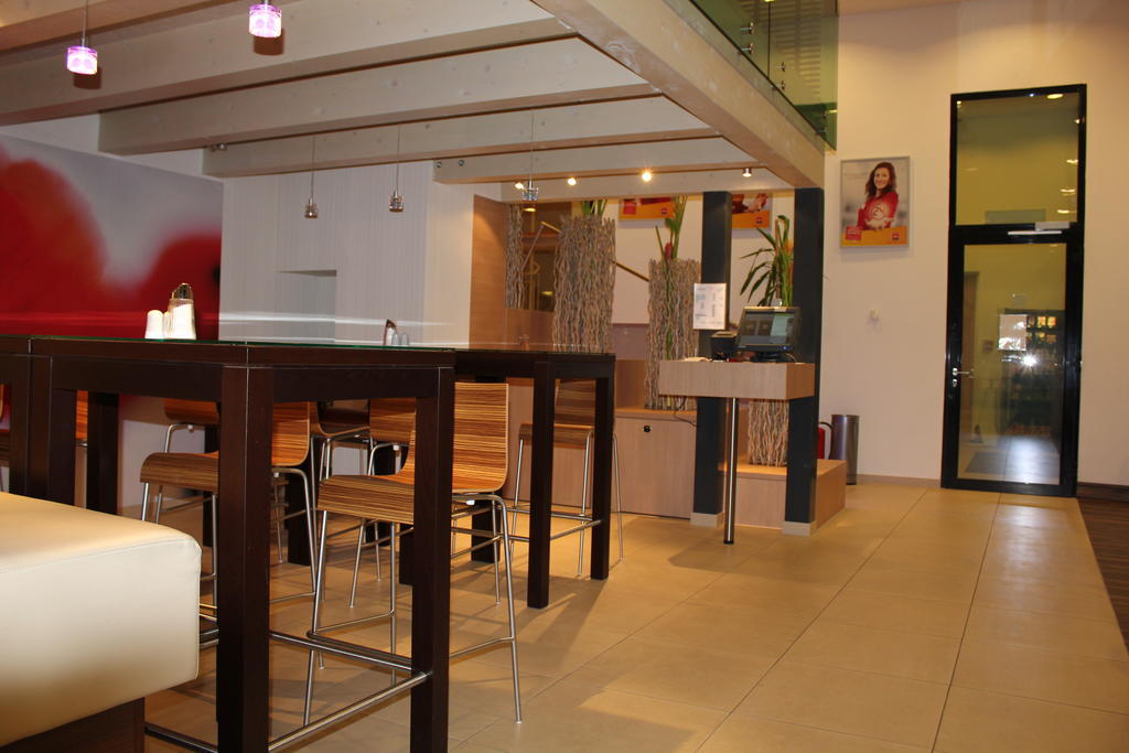 Ibis Wien Messe Exterior photo