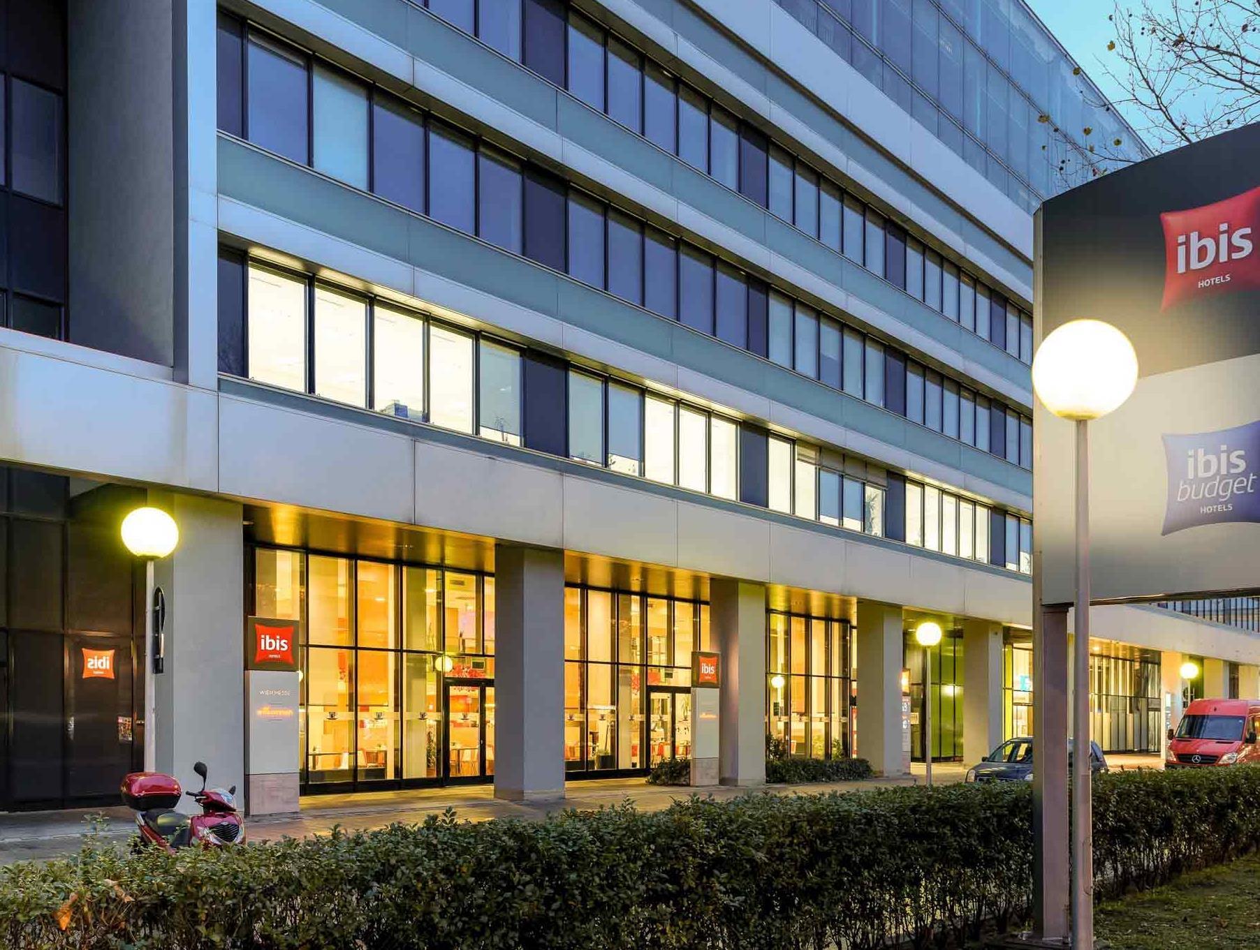 Ibis Wien Messe Exterior photo