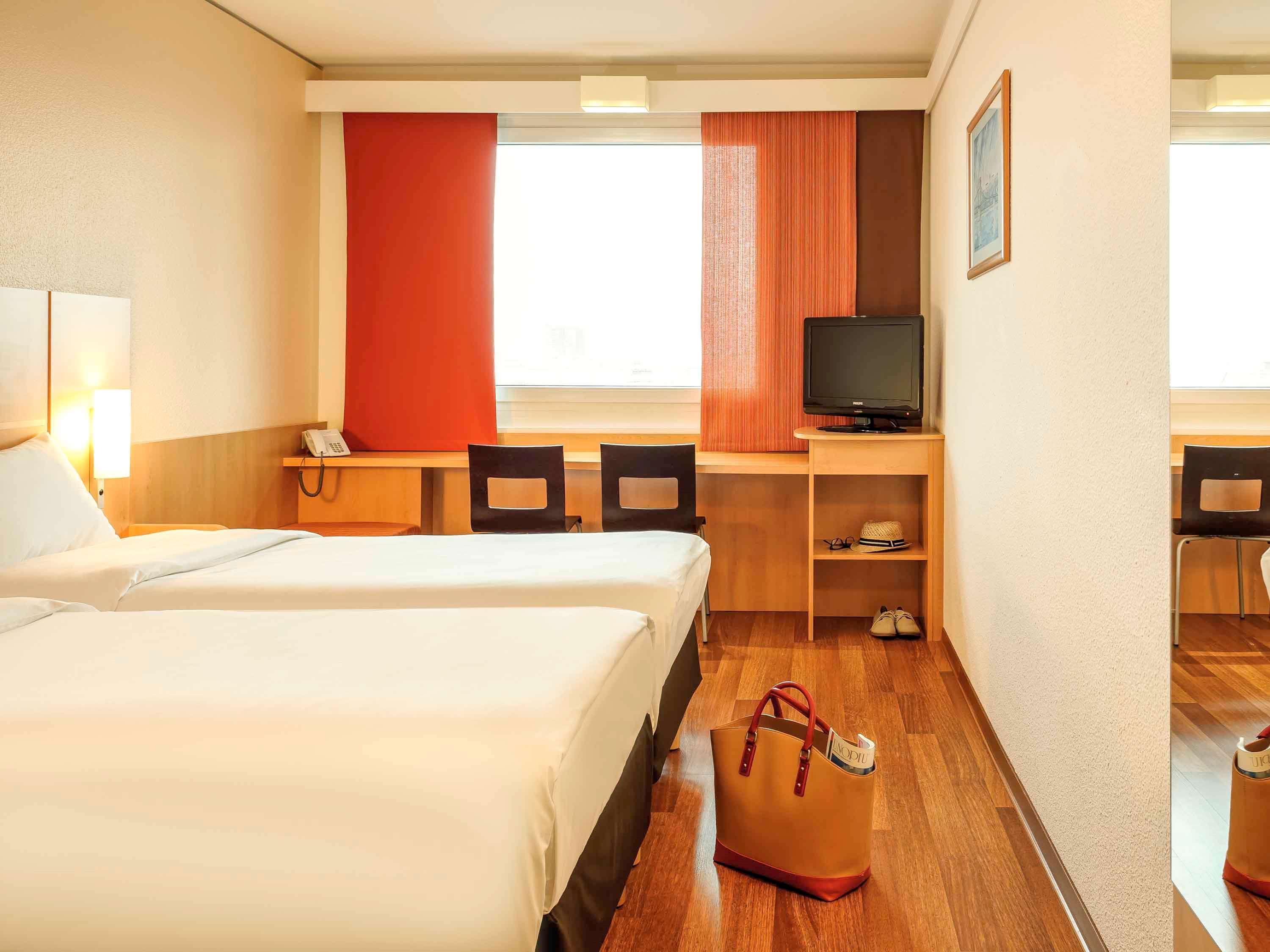 Ibis Wien Messe Exterior photo