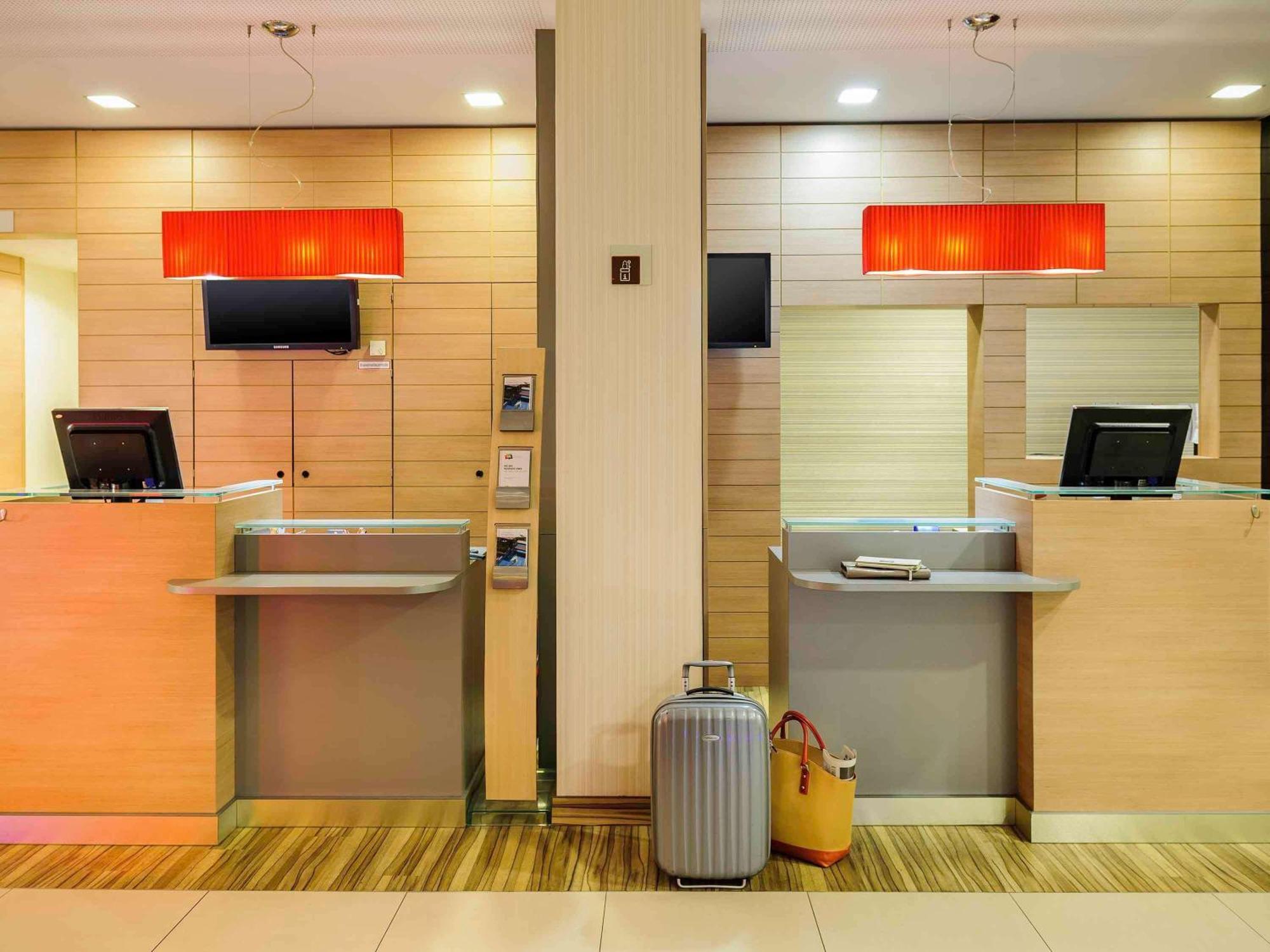 Ibis Wien Messe Exterior photo