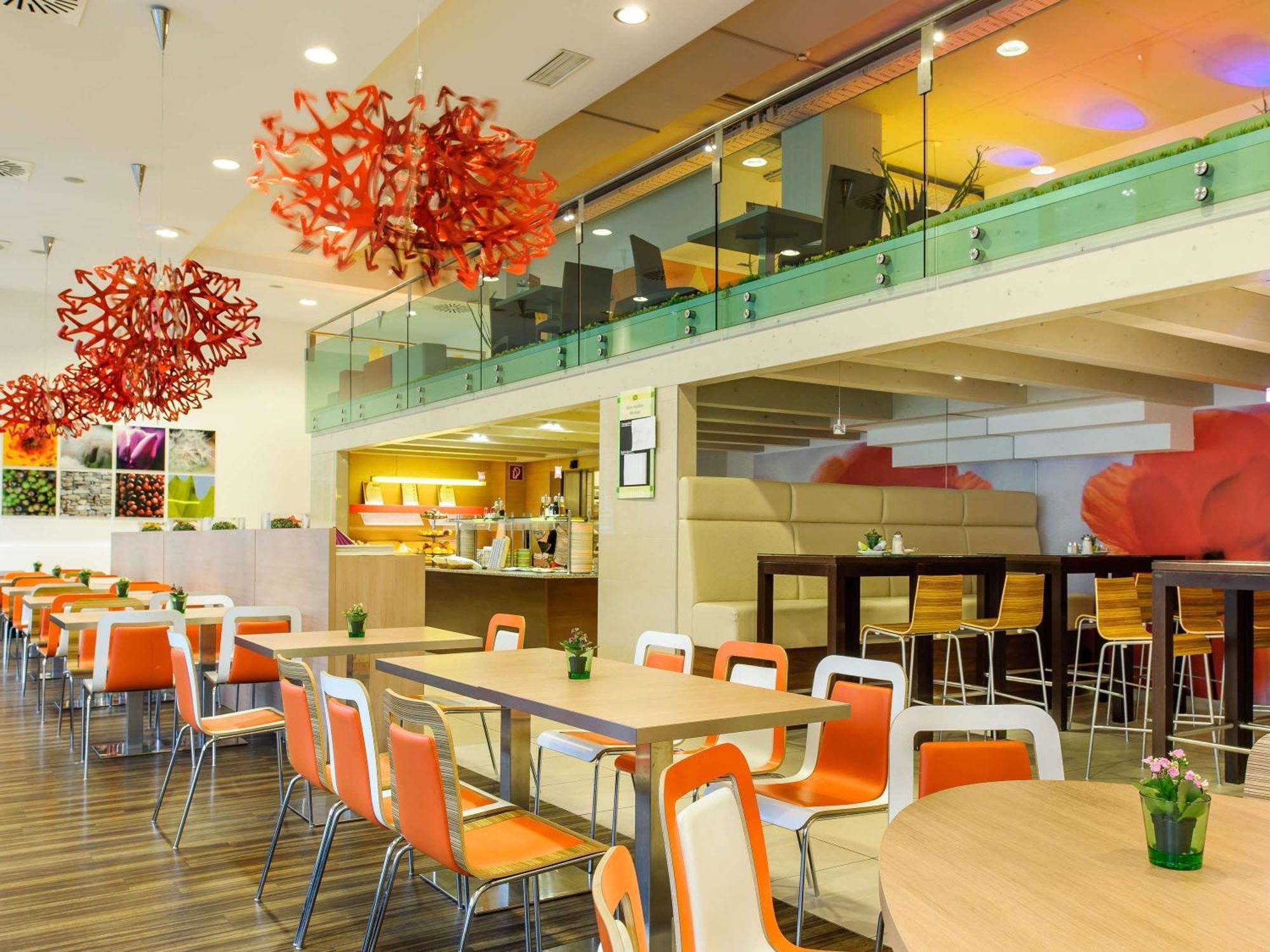 Ibis Wien Messe Exterior photo