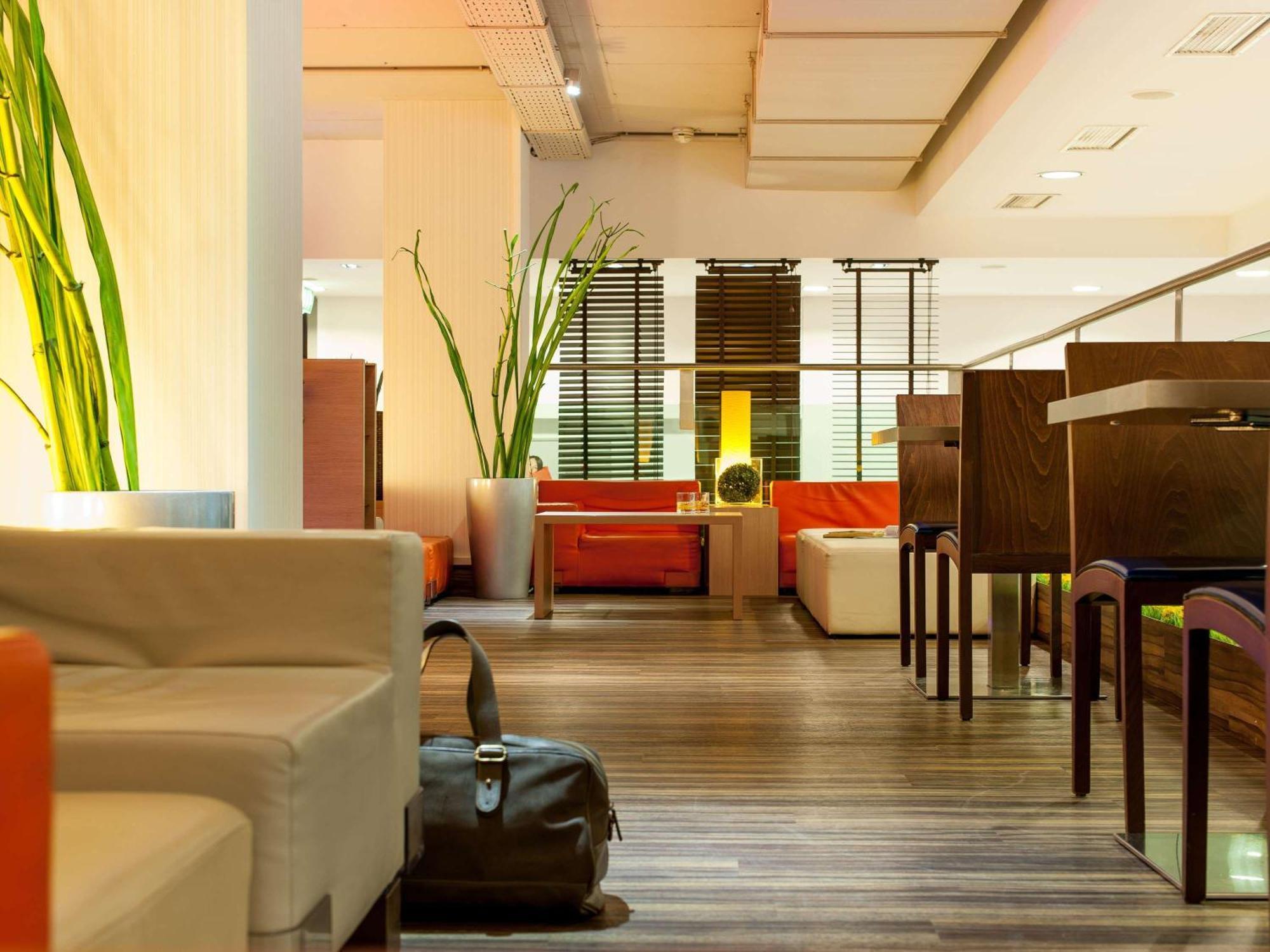 Ibis Wien Messe Exterior photo